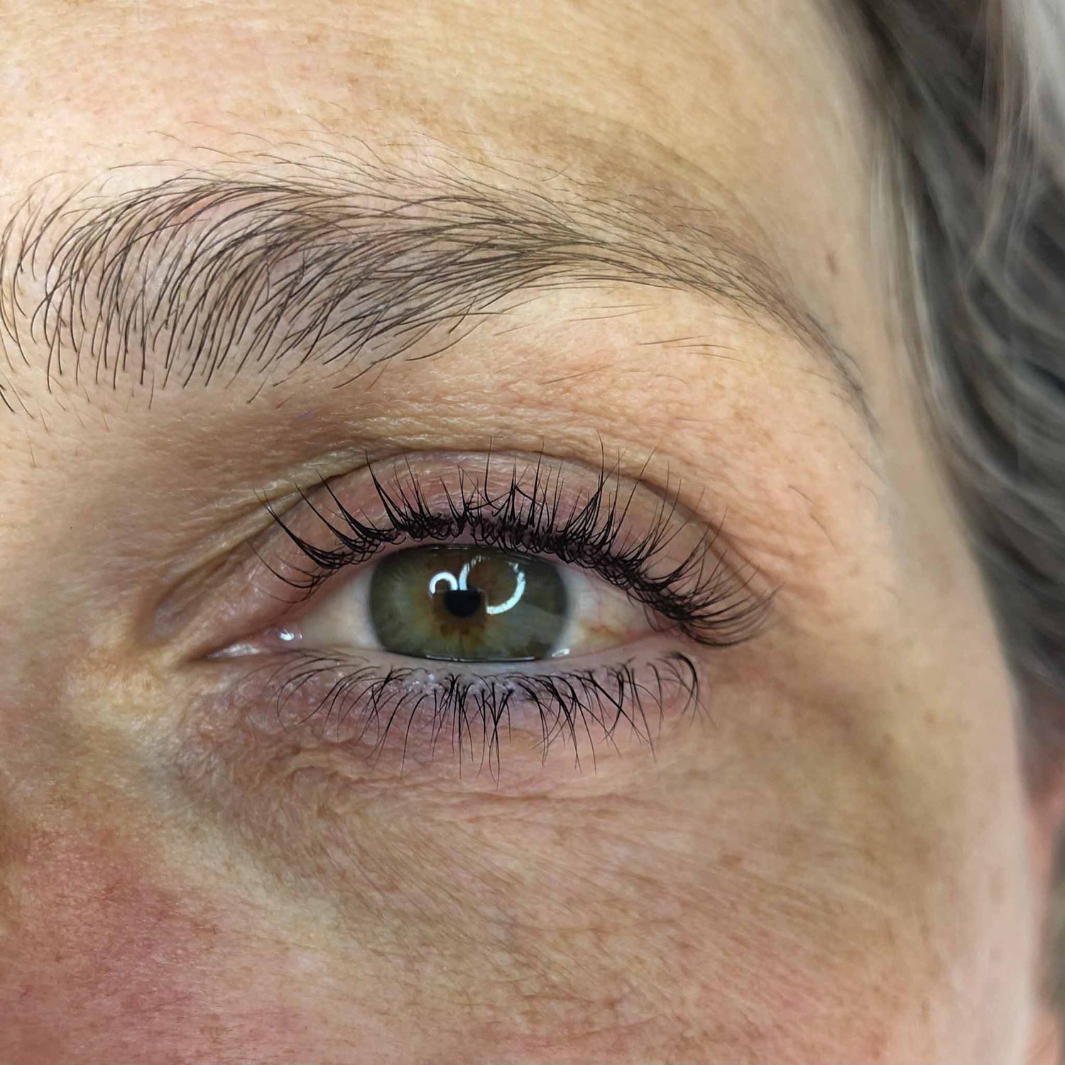 Lash lift Veldhoven – natuurlijk gelifte wimpers zonder mascara